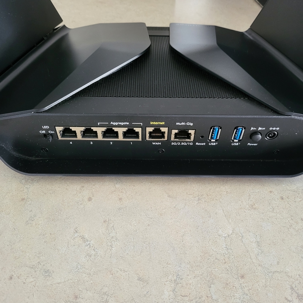NETGEAR Nighthawk AX6000 Wi-Fi 6 Router - Picture 9 of 10